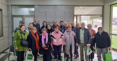 Adultos Mayores de Quilpué visitaron KNOP Laboratorios
